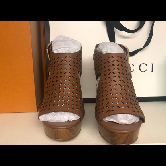 Michael Kors wedge 7 - Picture 2 of 3